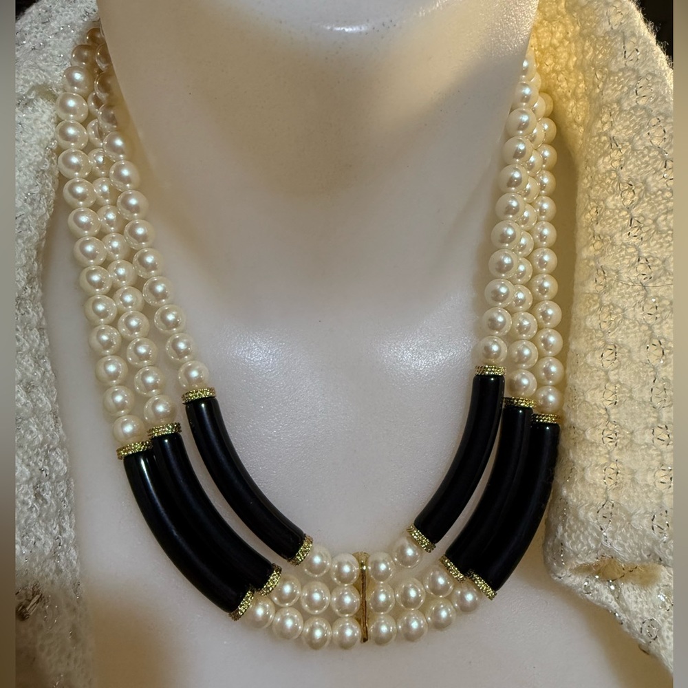 Vintage Marvella Pearl Necklace